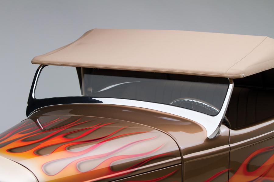  Ford Custom High Box Roadster 1932 года  (фото 11 из 23)